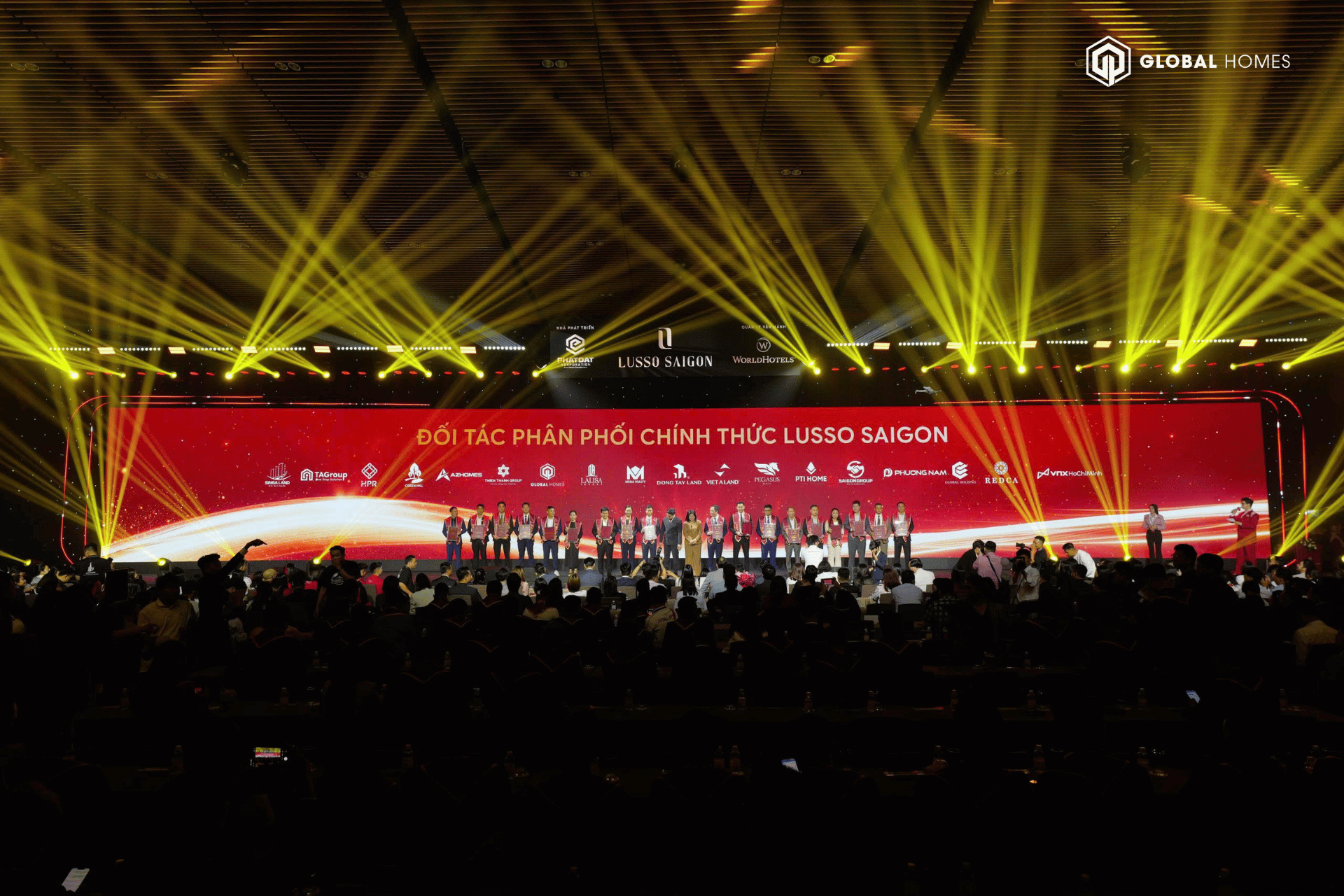 global homes tro thanh dai ly phan phoi lusso saigon 00